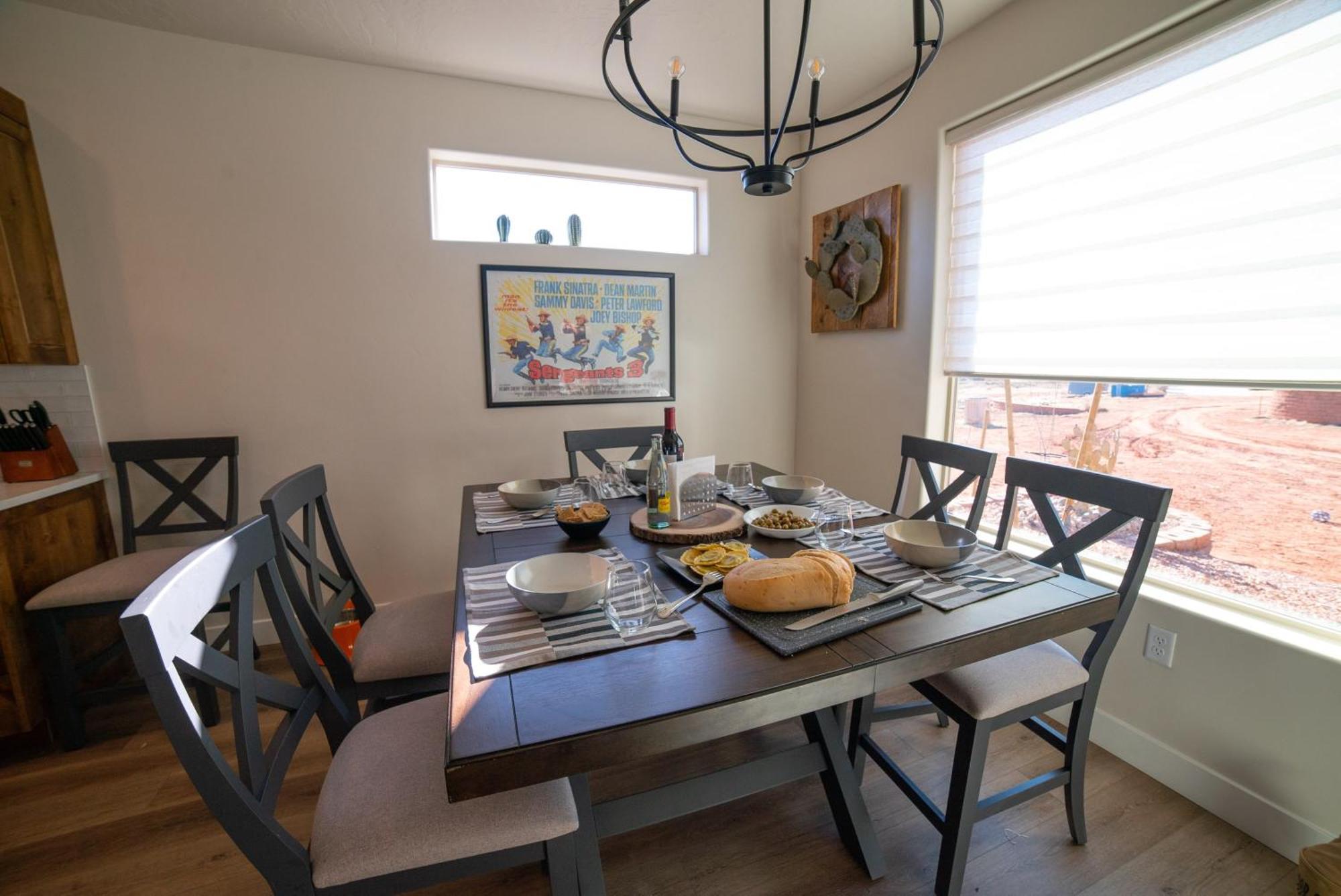 Hollywood Hangout - New West Properties Kanab Exterior foto