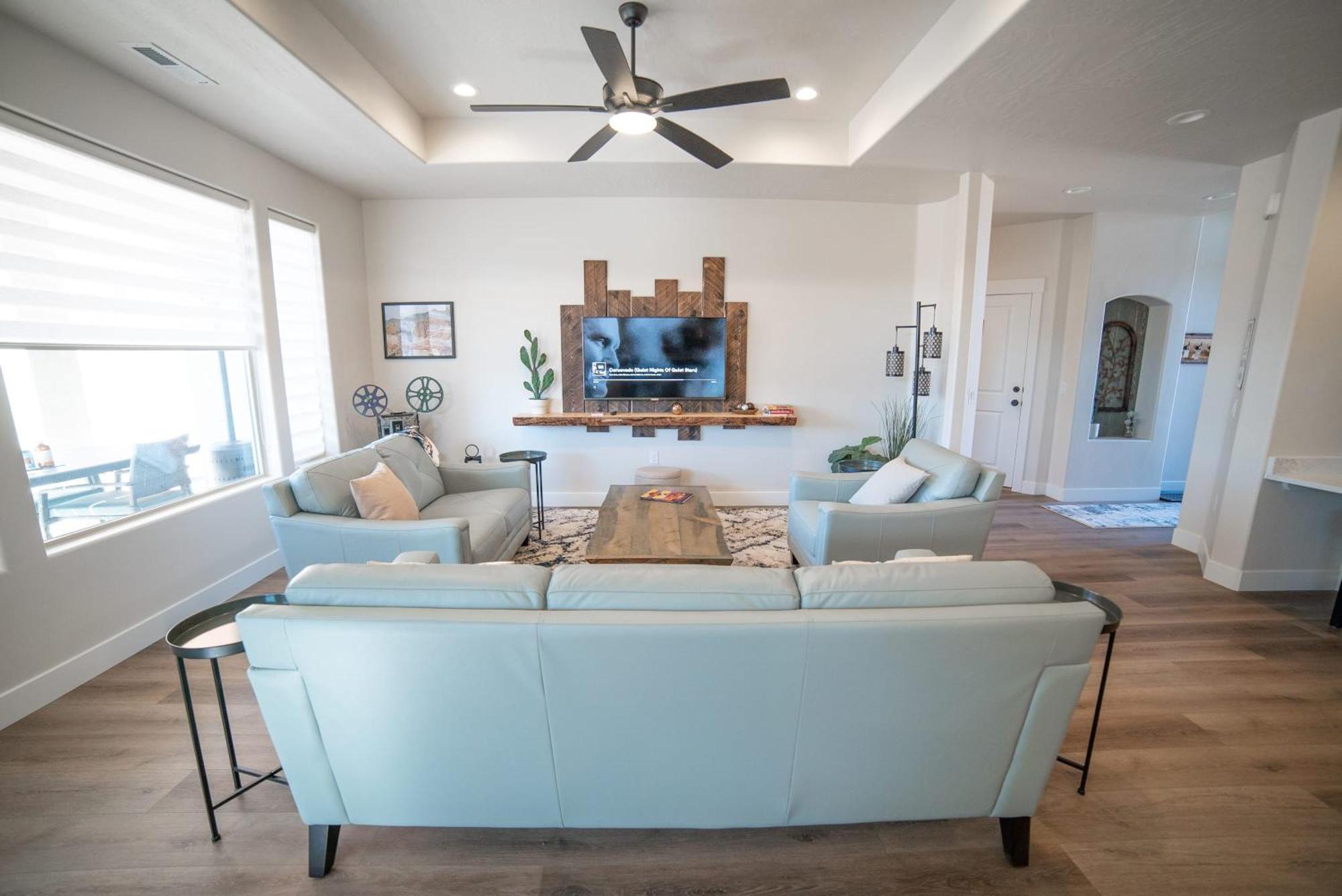 Hollywood Hangout - New West Properties Kanab Exterior foto