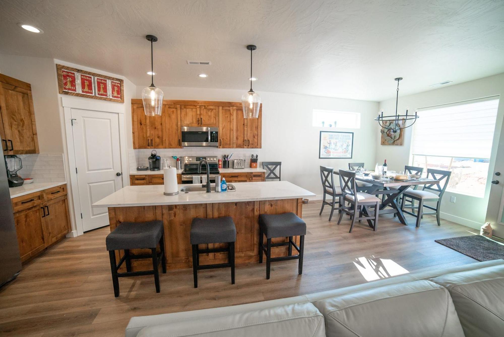 Hollywood Hangout - New West Properties Kanab Exterior foto